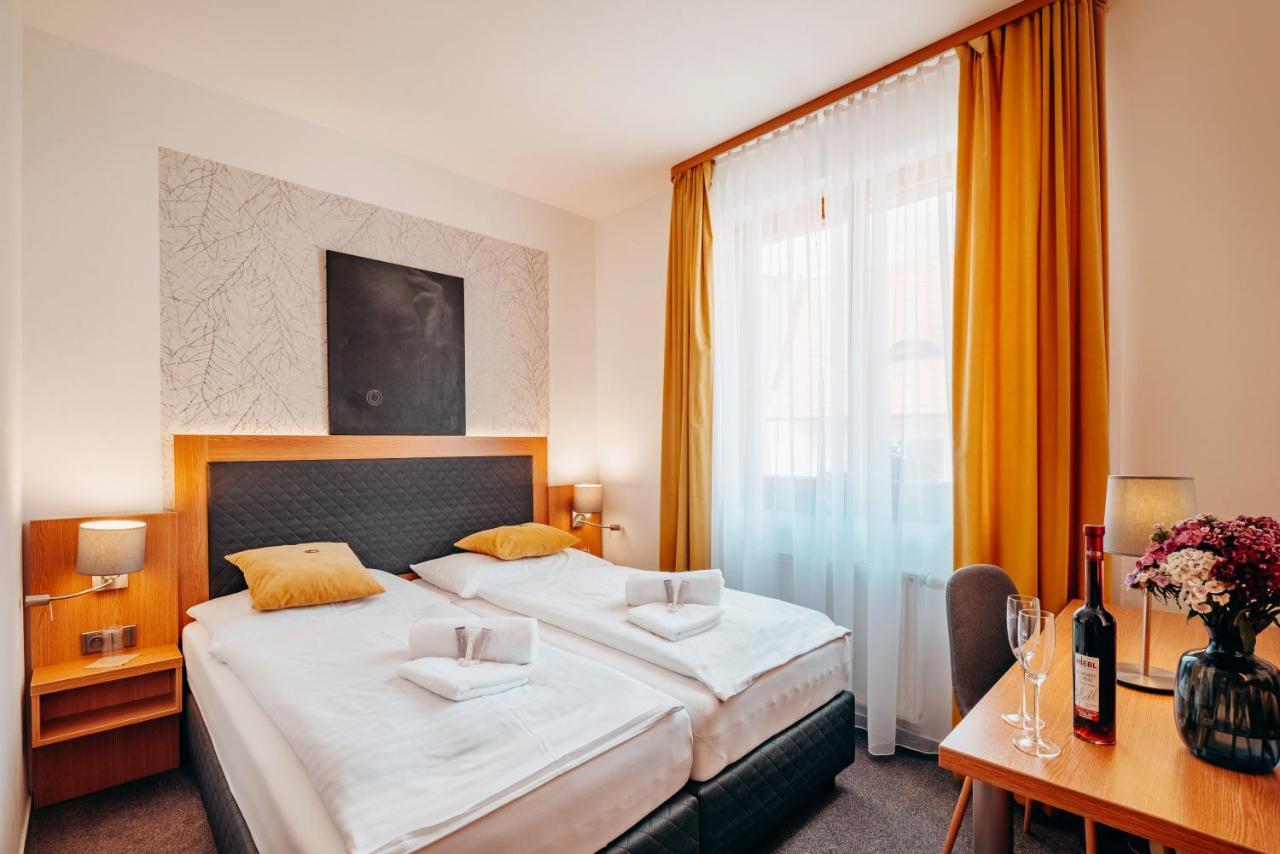 Hotel Klika Τσέσκε Μπουντεγιόβιτσε Εξωτερικό φωτογραφία