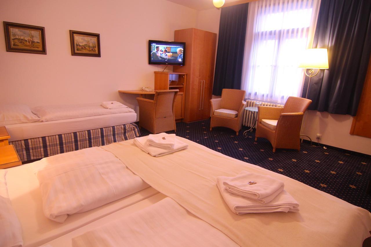 Hotel Klika Τσέσκε Μπουντεγιόβιτσε Εξωτερικό φωτογραφία